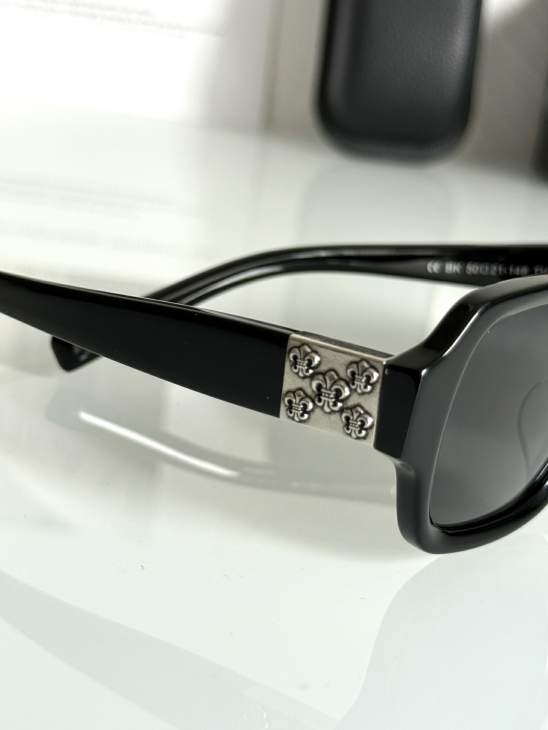 Picture of Chrome Hearts Sunglasses _SKUfw73585627fw